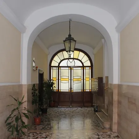 Candia Inn Vatican