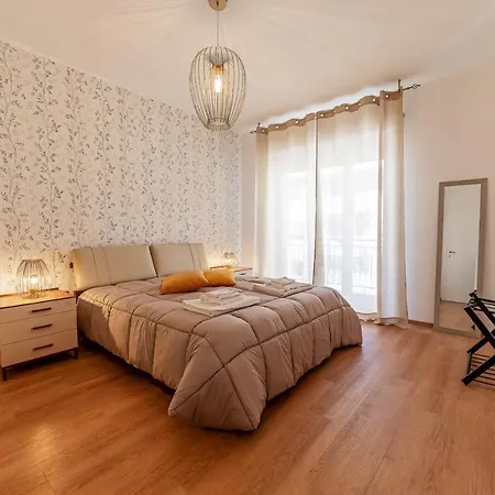 Laura Home - Garbatella