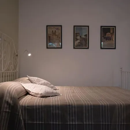 Casa Bouganville - St. Peter Romantic Apartment