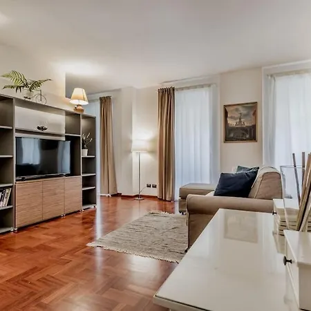 Casa Del Borgo Elegant Apartment 200 M From The Vatican 8/Pax
