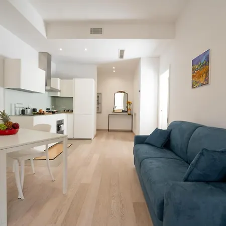 Ancient Rome Apartment
