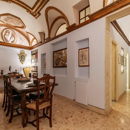 Pantheon Apartment - L'Angolo Nascosto Dei Quadri