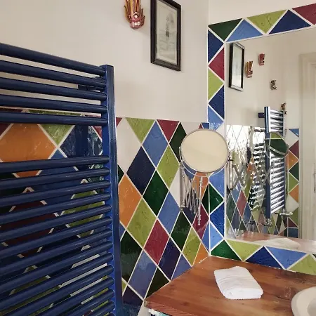 Dimora Torlonia - Elegance & Light In Rome Apartment