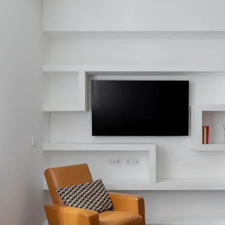 Saint Peter Caesar Suites