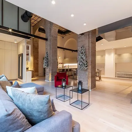 Luxury Loft Next To Via Veneto Apartment