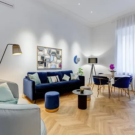 Апартаменты The Heart Of Rome Luxury House