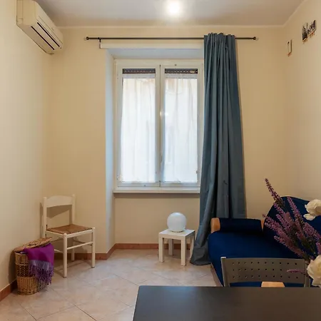 Piazzale Delle Provincie Apartment