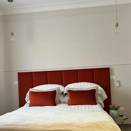 Nlm Boutique Suites