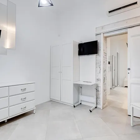 Bdc Alpha & Omega In Monti District With 2Bath Apartment