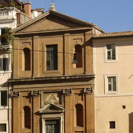 Hotel Domus Borgognona