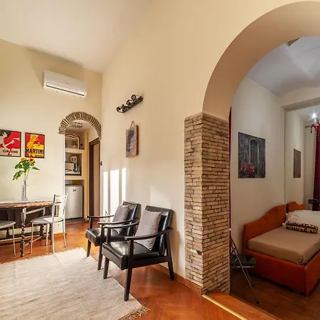 דירות Piazza Navona Penthouse