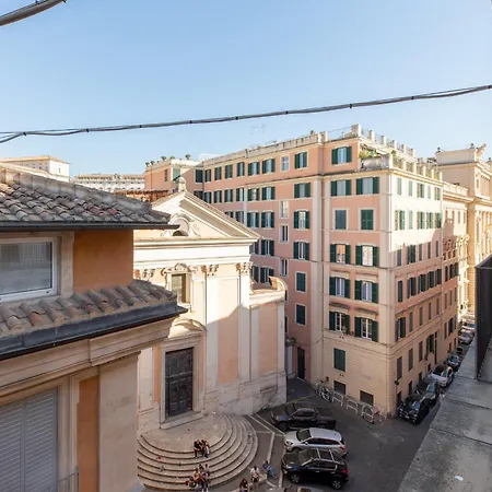 Iflat Trevi Fountain'S Roomy&Friendly Apartment