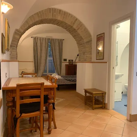 Augusta Apartment