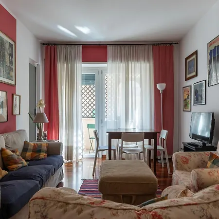 Cipro Apartment With Balconies