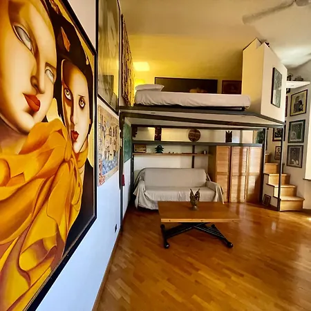 Apartament Our Arty Flat In Monti