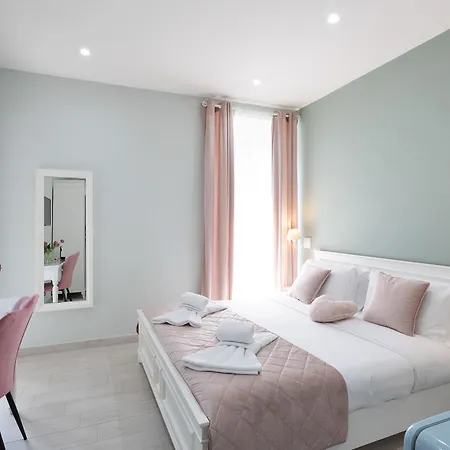 Colosseo House