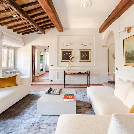 Apartament Giulia Penthouse - 5 Min Piazza Navona