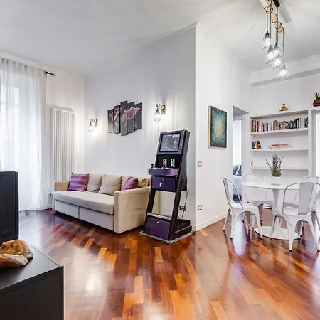 The Funny Apartment In Garbatella