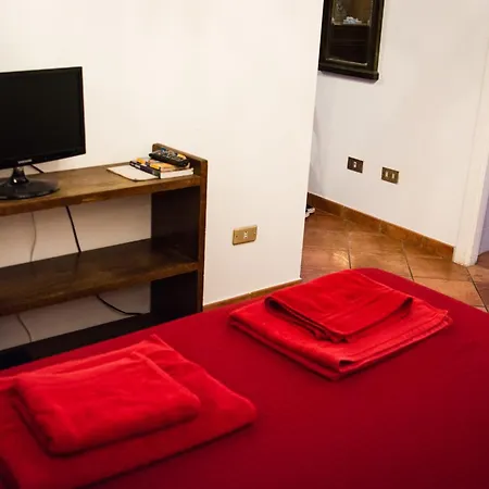 Flora Apartment