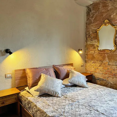 Comfort Rome Room Ciclamino - 666