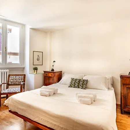 Iflat Lovely 2 Bedroom Apartment In Rione Monti