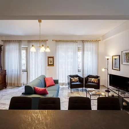 Casa Elena, 15 Minutes Walking Distance To St.Peter'S Church