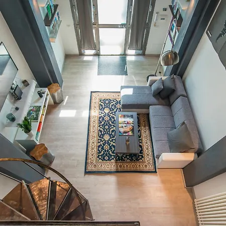 The Loft Gallery By Giulia