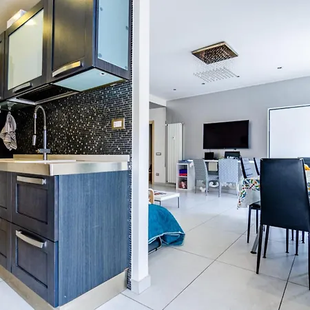 Cipro Roomy House - Vatican