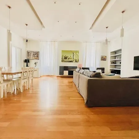 Anna Rome Vatican Luxury
