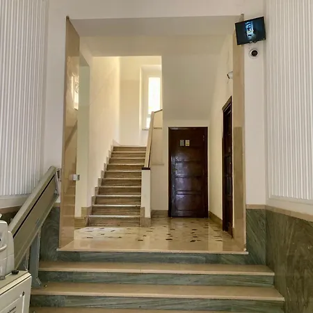 Apartament Brandnew Luxury House Near Metro Station
