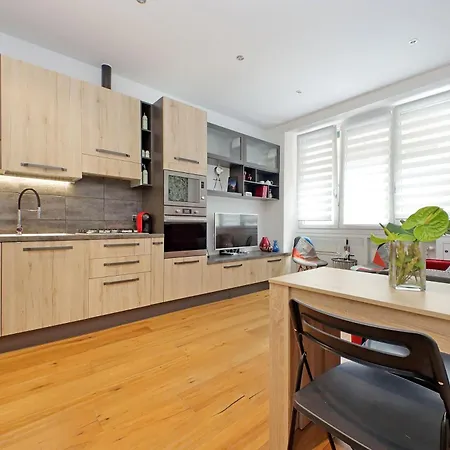 Vestali House Apartment