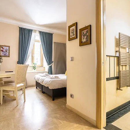 Hotel Opera Theater Relais