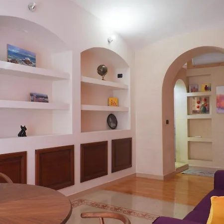 Giancarla Luxury Apartment In Rome San Lorenzo - Termini