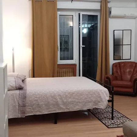 Claudia 'S House Apartment