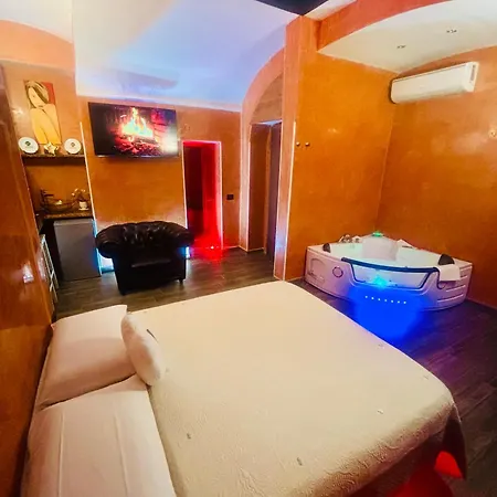 Suites Moya 1 - Spa In Camera