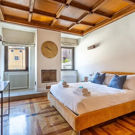 Iflat Campo Dei Fiori View And Spa