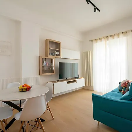 The Ciccins Apartment In Rome By Hostand