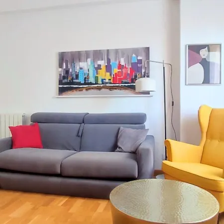Giovenale 60 Metro C Luminoso Bilocale Fino A 4 Ospiti Apartment