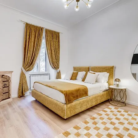 New Vatican Big Apartment - Romedreamhome