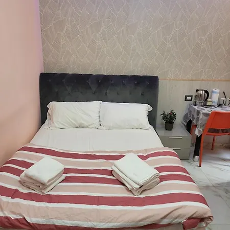 Vittorio Emanuele Luxury Haven In Rome Apartment