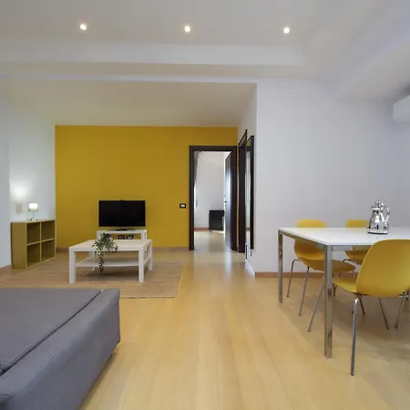 Cozy And Comfy Apartment In Piramide Metro Stop