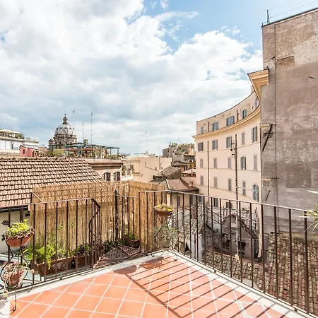 Pallaro Terrace Apartment