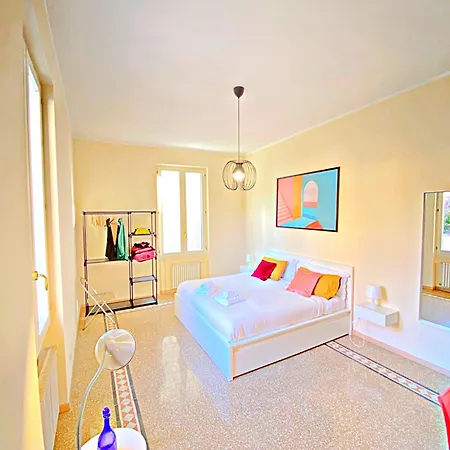 Red House Trastevere San Pietro Bambin Gesu Sant Onofrio Appartamento Roma