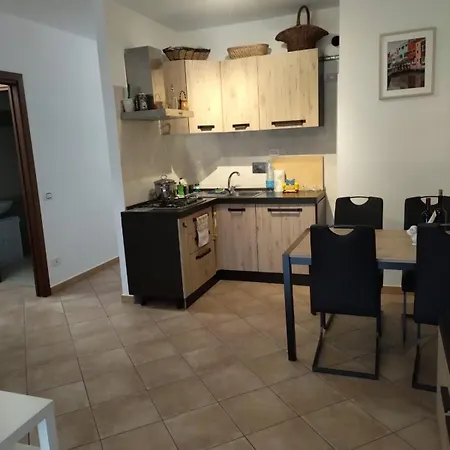 La Casa Vicino A Tutto Apartment