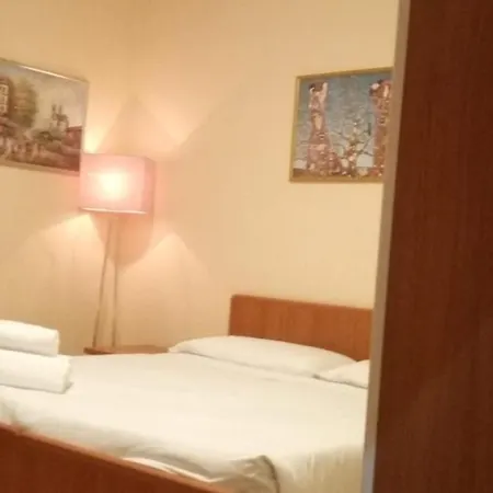Ferienwohnung 7 House Stazione Termini