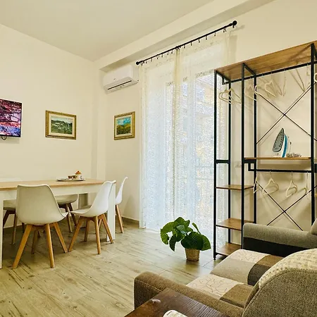 דירות Casa Flora