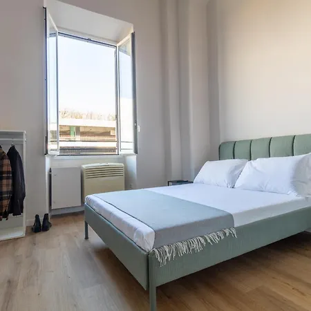 Joe Litty Rooms