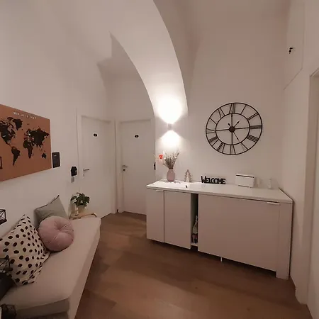 Acche Apartments