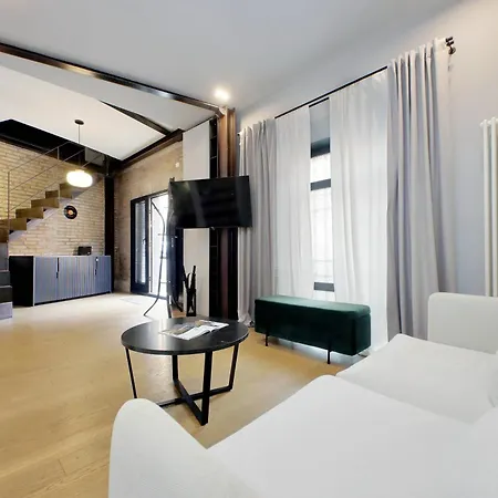 Homely Loft Beltrami 500 Mt From Piramide