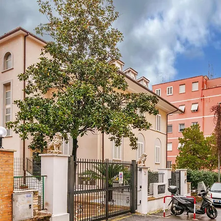 Villa Falda Apartments